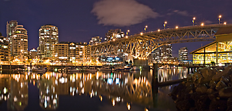 Мост в сумерках, Ванкувер. (Код изображения: 02002)