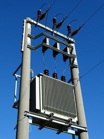pole-mounted-substations