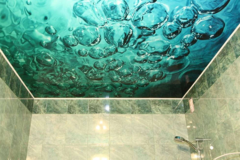 Натяжной потолок в ванной - Морской стиль