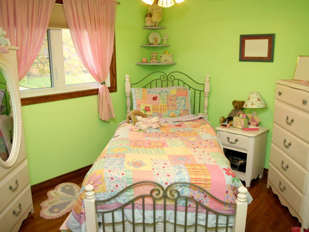 Как выбрать красивое сочетание обоев для детской комнаты