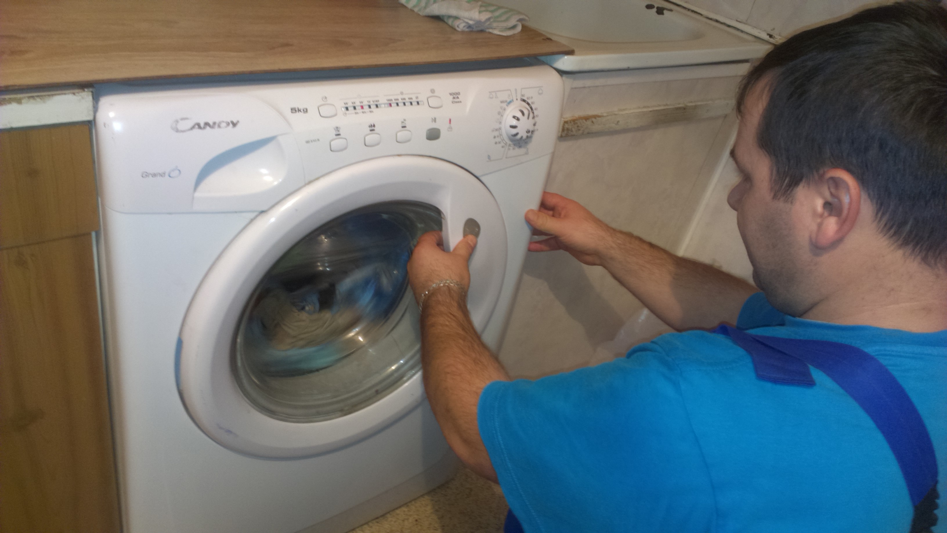 Как ставить стиральную машинку