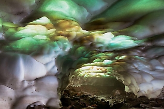 Ледниковые пещеры, Камчатка (Каталог номер: 19102)